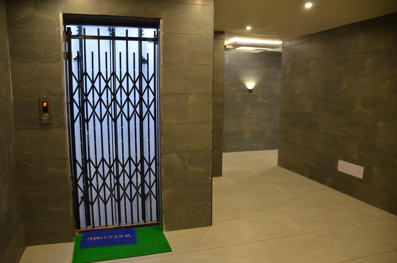 Hotel Apple Residency Pātan Zewnętrze zdjęcie