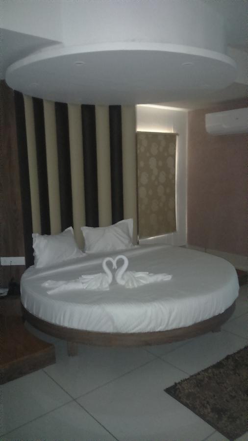 Hotel Apple Residency Pātan Zewnętrze zdjęcie