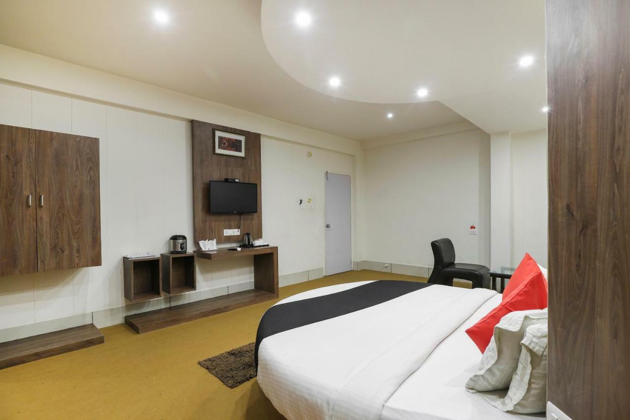 Hotel Apple Residency Pātan Zewnętrze zdjęcie